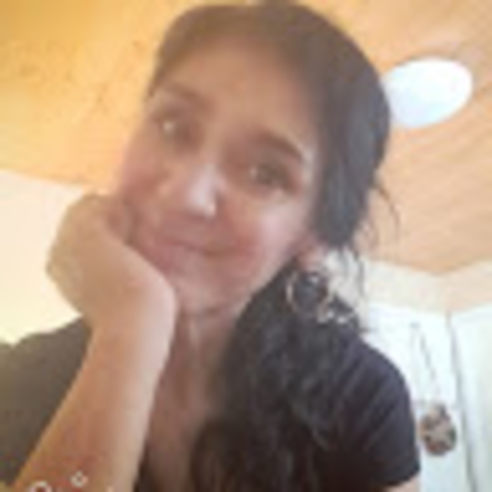 Meet your Posher, Gabriela viviana